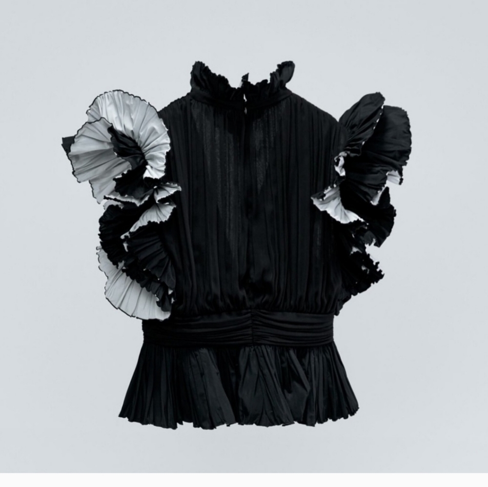 ZARA STUDIO Black Taffetta Voluminous Ruffled Frilly Sleeve Blouse